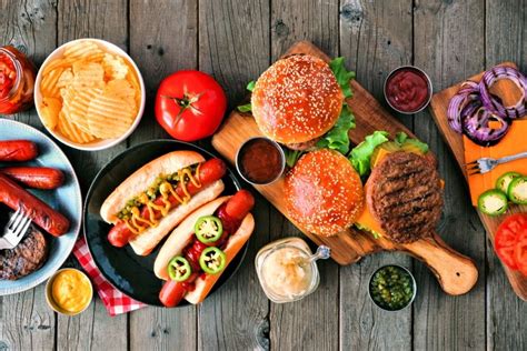 Americké jedlo - hamburgery, hot-dog, koláče