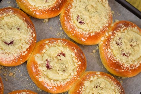 Ilustračná fotka misky s tvarohovou plnkou