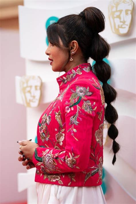 Bublinkový cop účes