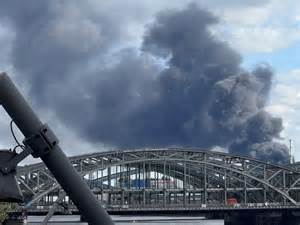 Zložky potrebné na prípravu marockých mandľových keksov