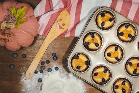 poháre s domácou detskou výživou