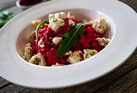 Jedlá s kozím syrom