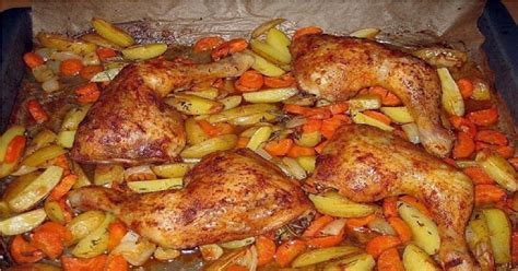 kuracie mäso s pečenou zeleninou na plechu