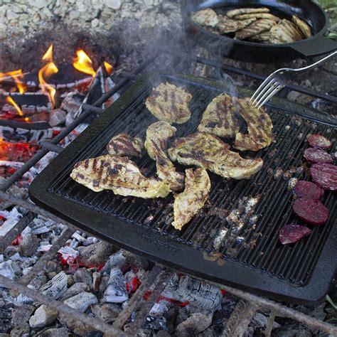 Liatinová grilovacia platňa