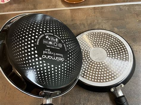 Infografika znázorňujúca výhody keramického povrchu panvice