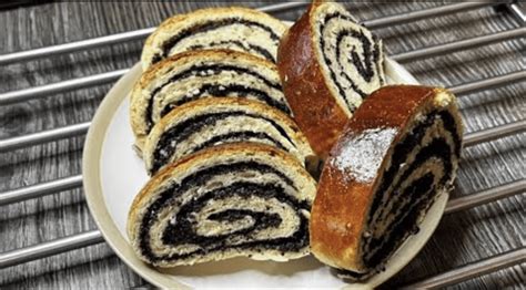 Ilustrácia kysnutého cesta na makový koláč