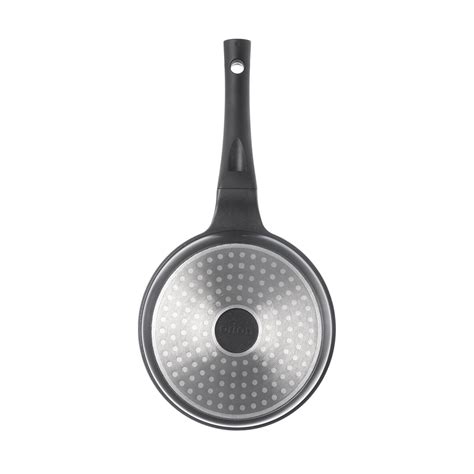 Detail nepriľnavého povrchu panvice