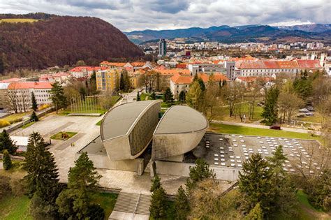 Pamätník Slovenského národného povstania v Banskej Bystrici