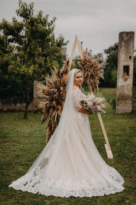 nevesta v svadobných šatách