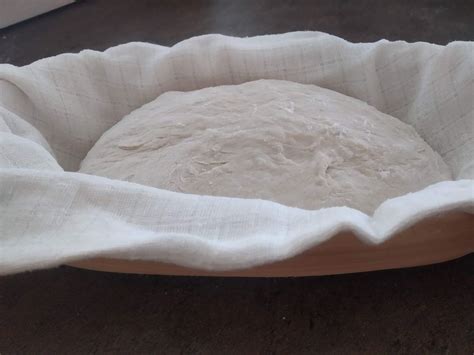 Cesto v ošatke pripravené na pečenie