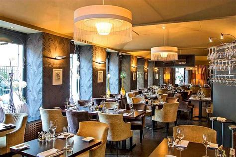 Interiér reštaurácie v Prahe