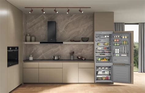 Ukážka vysokých skriniek na vstavané spotrebiče