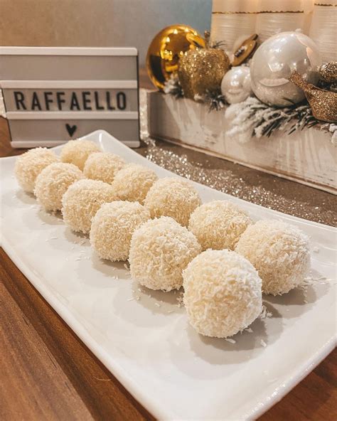 Skladovanie domácich Raffaello guliek