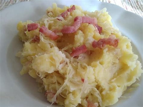Tradičné slovenské jedlo s kapustou
