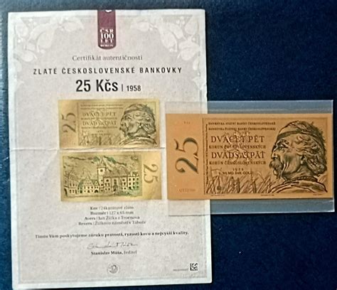 24 karátové zlaté plátky