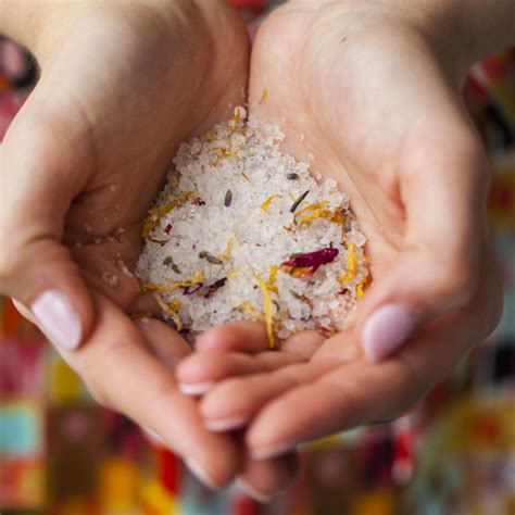 Kúpeľ s vegánskymi produktami