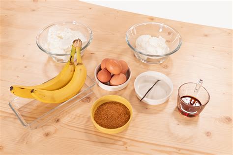 Míchání krémové náplně na cheesecake