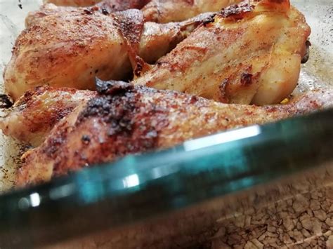 Ilustračné foto kuracích stehien