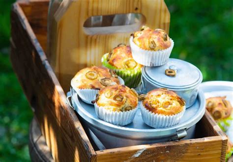 Piknikové muffiny s rôznymi náplňami