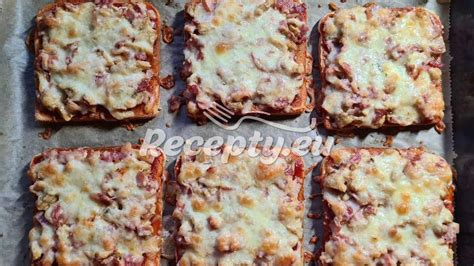 Zapečené toasty s tuniakom a syrom