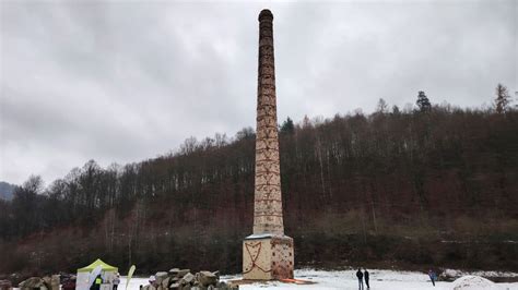 Historický komín v Utekáči s lezeckou stenou