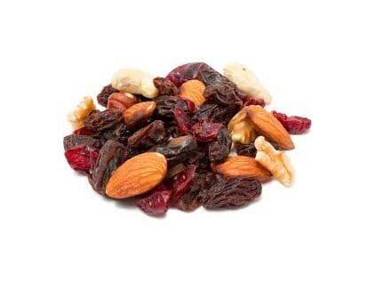 Rozmanitosť prísad do banánových sušienok: čokoláda, oriešky, sušené ovocie