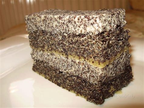 rozrezaný korpus s plnkou