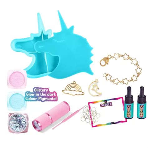 Návod na výrobu uší a rohu jednorožca z fondánu