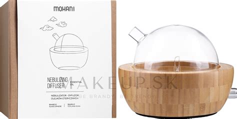 Ilustrácia výroby sviečky: rozpúšťanie vosku, pridávanie esenciálneho oleja, nalievanie do nádoby