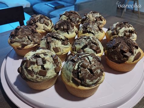 Suroviny na prípravu čokoládového cesta na muffiny