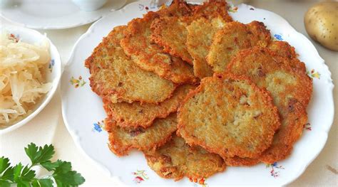 ingrediencie na bravčové soté a zemiakové placky