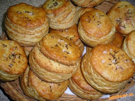 Oškvarkové pagáčiky