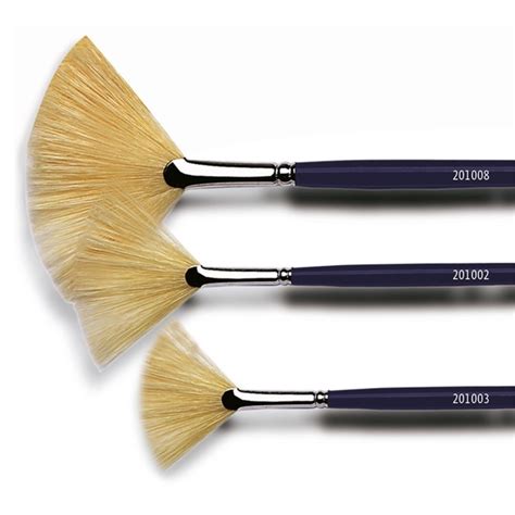 Porovnanie husacieho pierka, silikónového štetca a štetca s prírodnými štetinami