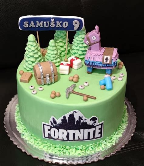 Ilustrácia torty s motívom Fortnite