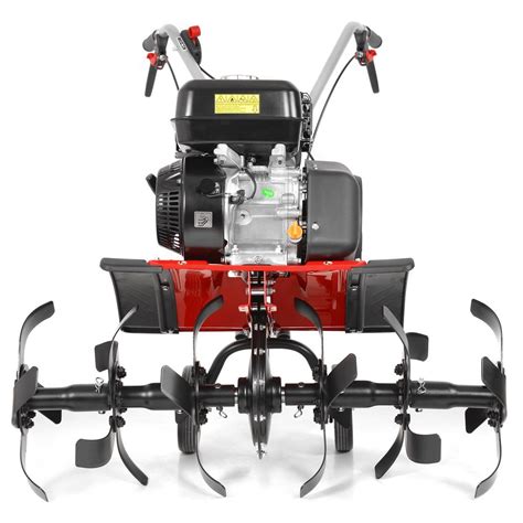 Kultivátor HECHT 785 s pripojeným vyorávačom zemiakov