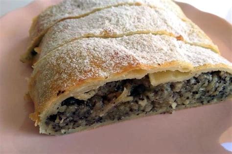 Servírovaná lenivá štrúdľa