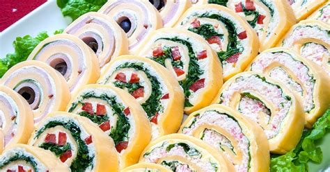 Proces rolovania syrovej rolády