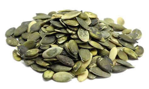 Zlatisto opražené tekvicové semienka