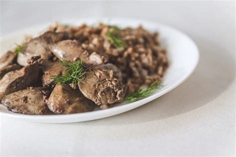 Ilustrácia prípravy husacej pečienky