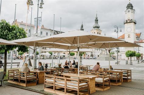 Moderný street food s ponukou burgrov