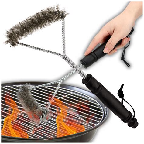 Čistenie grilovacieho roštu