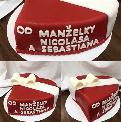 Torta obviazaná stuhou