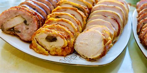 Ukážka hotovej kuracej rolády zo syrového cesta