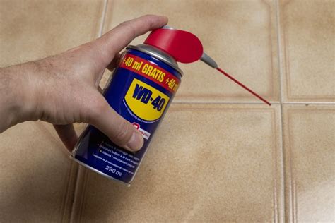 Použitie WD-40 na odstránenie hrdze