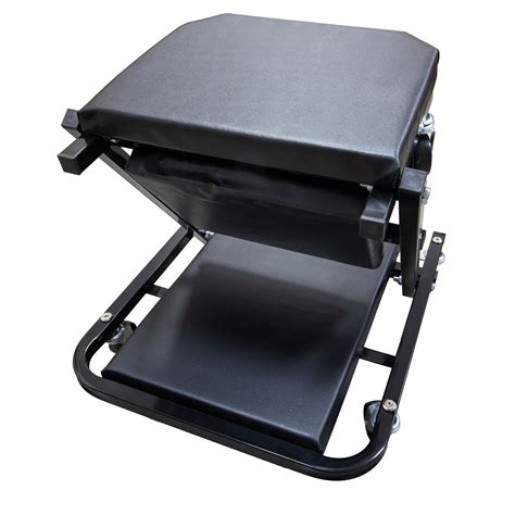 Dielenská fotografia reštaurovania starožitných kachlíc