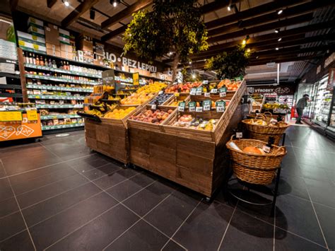 Interiér predajne Sklizeno s lokálnymi produktami