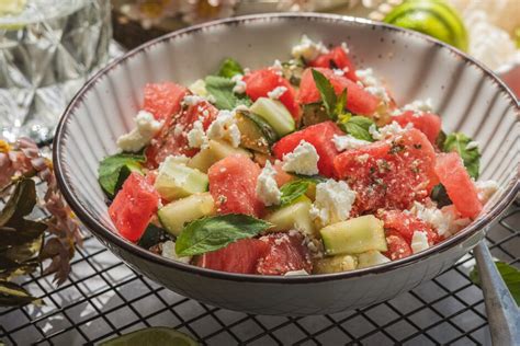 Osviežujúci melónový šalát s mätou