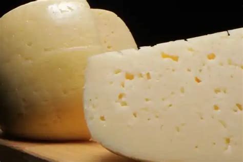 Rôzne typy dosiek na syr