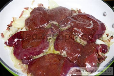 Bravčová pečeň pripravená na cibuľke