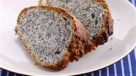 ingrediencie na makovú a orechovú bábovku